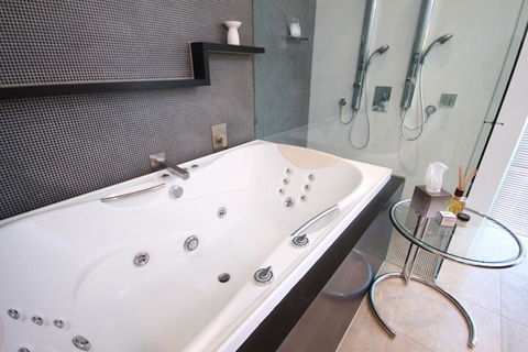 Oceans Mooloolaba - Accommodation China 35