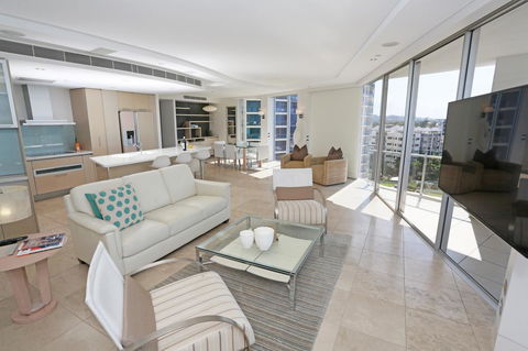 Oceans Mooloolaba - Accommodation China 5
