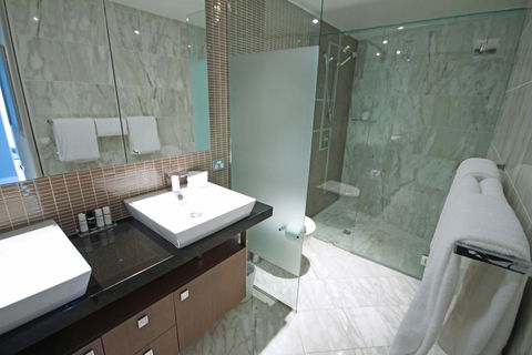 Oceans Mooloolaba - Accommodation China 33