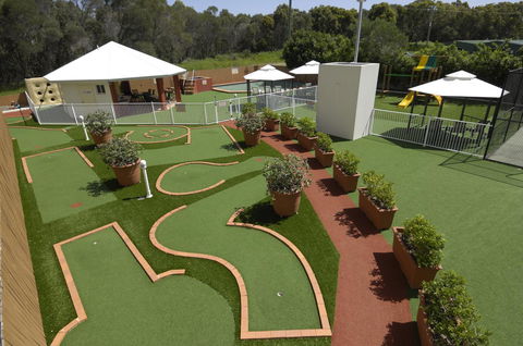 Fairways Golf & Beach Retreat Bribie Island - Accommodation Asia 18