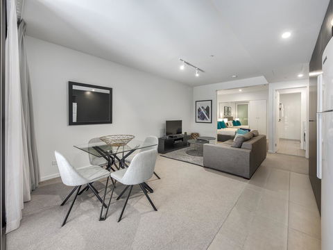Opera Apartments South Brisbane - Accommodation Asia 24