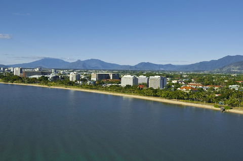Cairns Harbourside Hotel - Accommodation Asia 0