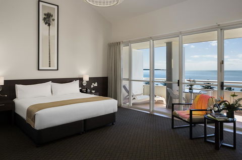 Cairns Harbourside Hotel - Accommodation Asia 11