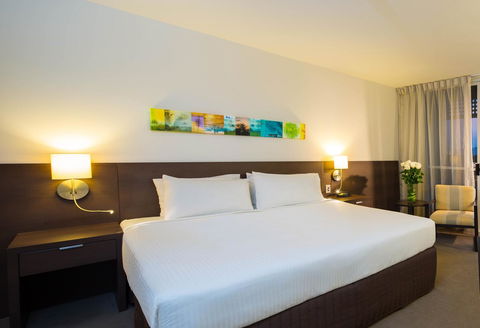 Cairns Harbourside Hotel - Accommodation Asia 27