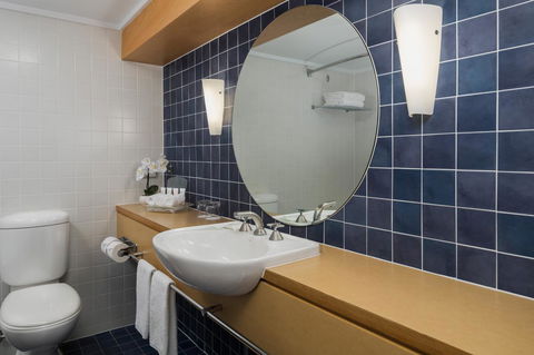 Cairns Harbourside Hotel - Accommodation Asia 18