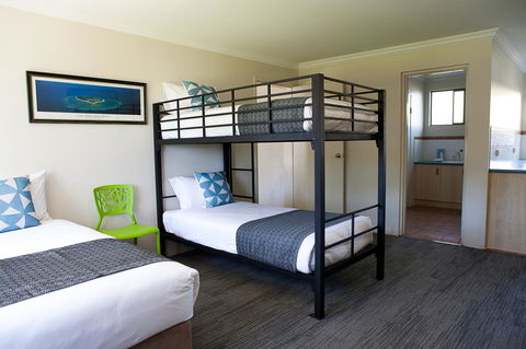 Kondari Hotel - Accommodation Guide 31