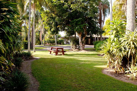 Kondari Hotel - Accommodation Guide 13