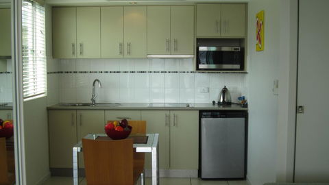 Waterview Airlie Beach - Accommodation Asia 5