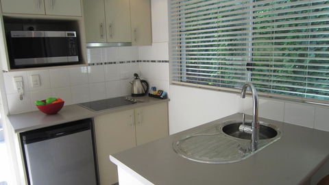 Waterview Airlie Beach - Accommodation Asia 19