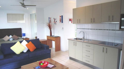 Waterview Airlie Beach - Accommodation Asia 28