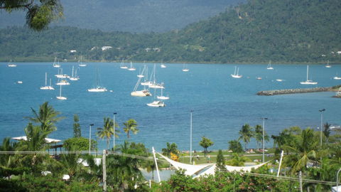 Waterview Airlie Beach - Accommodation Asia 18
