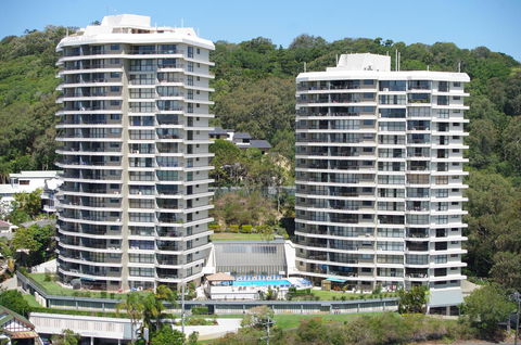 Gemini Court Holiday Apartments - Accommodation Asia 4