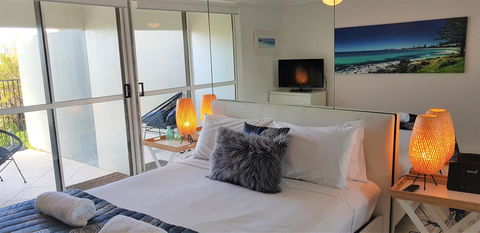 Gemini Court Holiday Apartments - Accommodation Asia 21