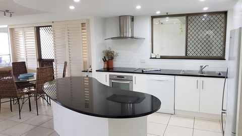 Gemini Court Holiday Apartments - Accommodation Asia 18