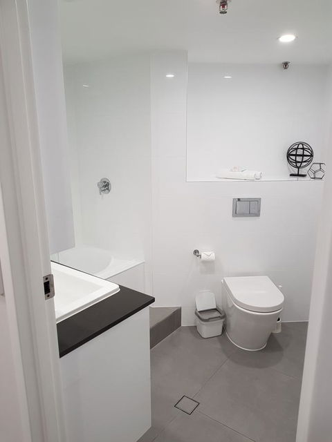 Gemini Court Holiday Apartments - Accommodation Asia 31
