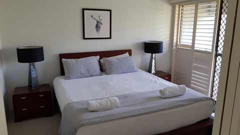 Gemini Court Holiday Apartments - Accommodation Asia 16