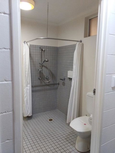 White Lace Motor Inn - Accommodation Guide 3