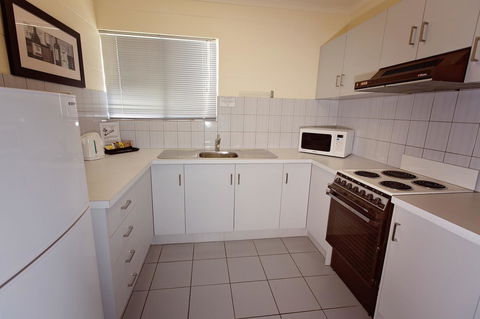 White Lace Motor Inn - Accommodation Guide 28