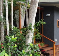 Forest Lodge Little Villa - Accommodation Asia
