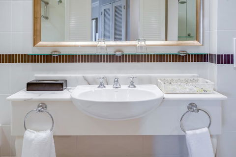InterContinental Sanctuary Cove Resort, An IHG Hotel - Accommodation China 12