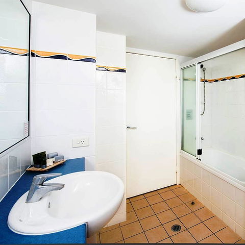 Mantra Hervey Bay - Accommodation Guide 10