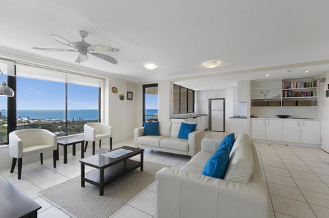 Burgess @ Kings Beach Apartments - Accommodation Asia 0