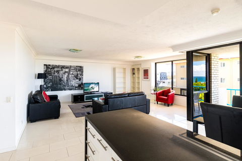 Burgess @ Kings Beach Apartments - Accommodation Asia 10