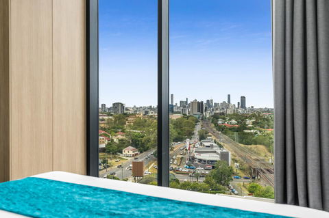 Essence Suites Taringa - Accommodation Asia 17