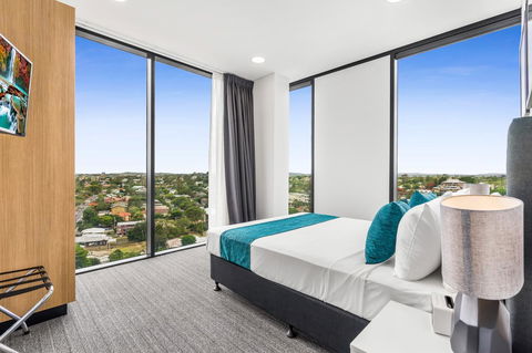 Essence Suites Taringa - Accommodation Asia 4