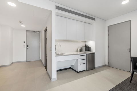 Essence Suites Taringa - Accommodation Asia 15