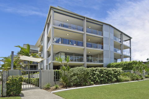 On The Bay Apartments - Accommodation Asia 21