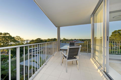 On The Bay Apartments - Accommodation Asia 13