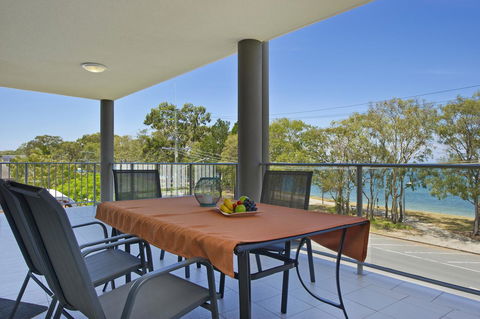 On The Bay Apartments - Accommodation Asia 7