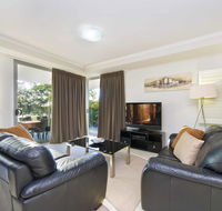 On the Bay Apartments - Accommodation Asia