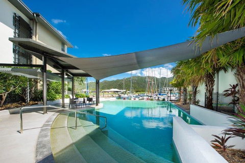 Absolute Waterfront Magnetic Island - Accommodation China 21