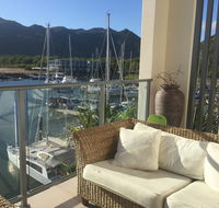 Absolute Waterfront Magnetic Island - Accommodation China