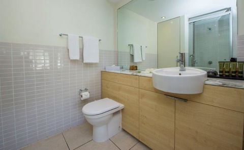 Absolute Waterfront Magnetic Island - Accommodation China 20