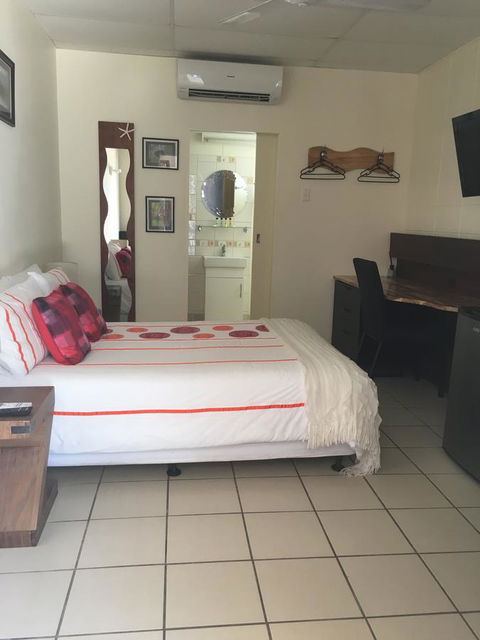 Black Marlin Motel - Accommodation Asia 23