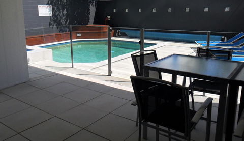 Northwind Beachfront Apartments - Accommodation China 12