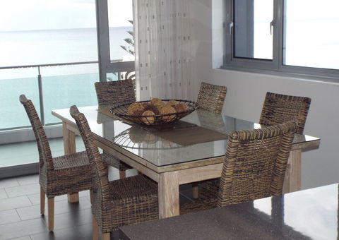 Northwind Beachfront Apartments - Accommodation China 15