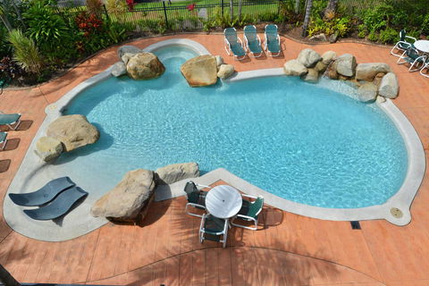 Cairns Queenslander Hotel & Apartments - Accommodation Asia 4