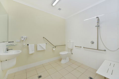 Cairns Queenslander Hotel & Apartments - Accommodation Asia 38