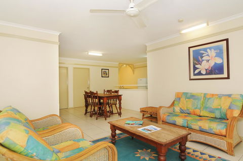 Cairns Queenslander Hotel & Apartments - Accommodation Asia 14