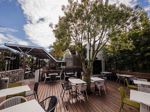 Eatons Hill Hotel - Accommodation Asia 36