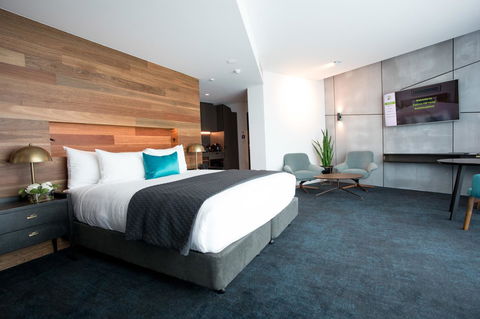 Eatons Hill Hotel - Accommodation Asia 35