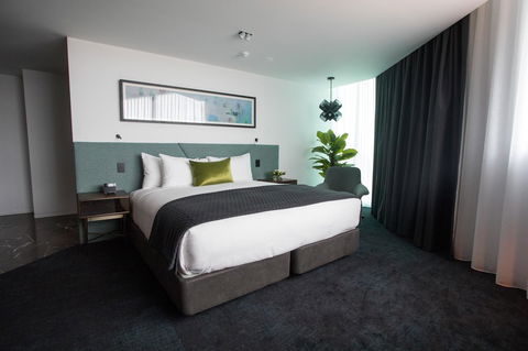 Eatons Hill Hotel - Accommodation Asia 41