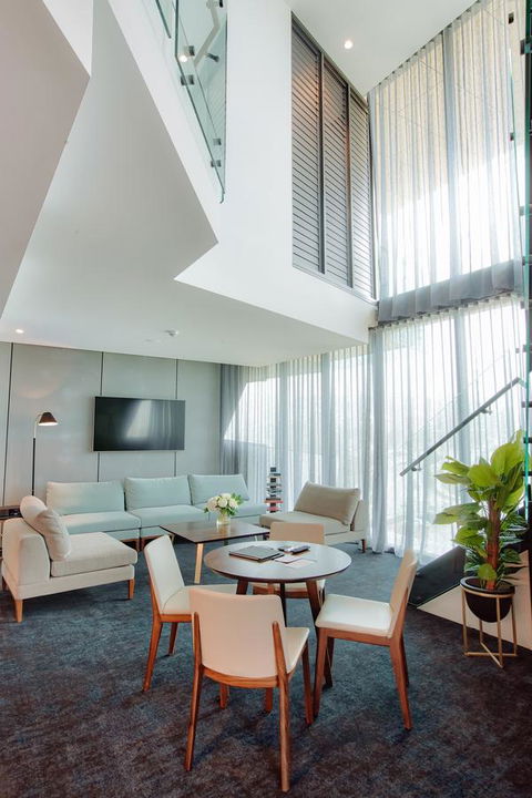 Eatons Hill Hotel - Accommodation Asia 18
