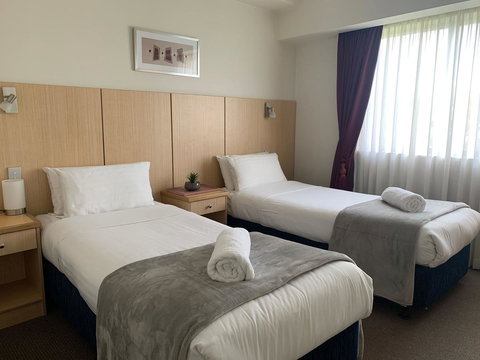 Airport Ascot Motel - Accommodation Asia 8