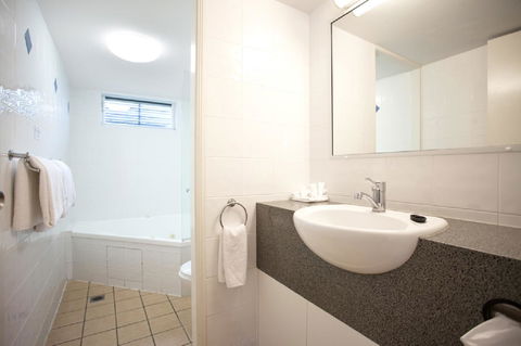 Windmill Motel & Events Centre - Accommodation Asia 23