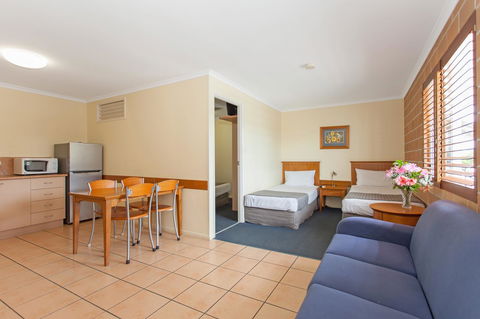 Windmill Motel & Events Centre - Accommodation Asia 2